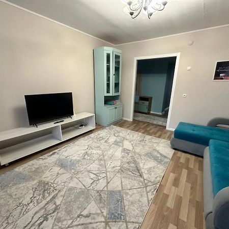 Lux Home На Берегу Ульбы Ustʼ-Kamenogorsk Eksteriør billede